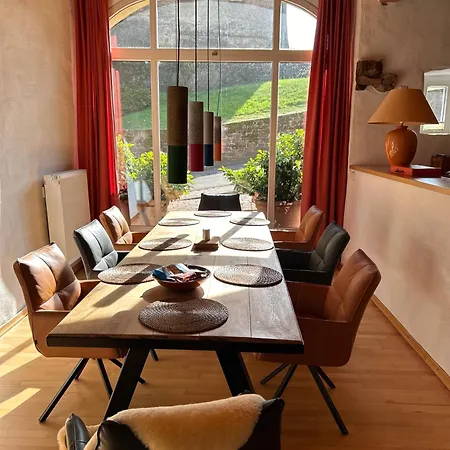 Am Schloss Holiday home